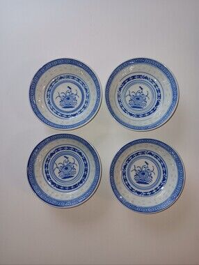 Vtg. Chinese Blue & White Rice Grain Dipping Sauce Porcelain Bowls 4 Set